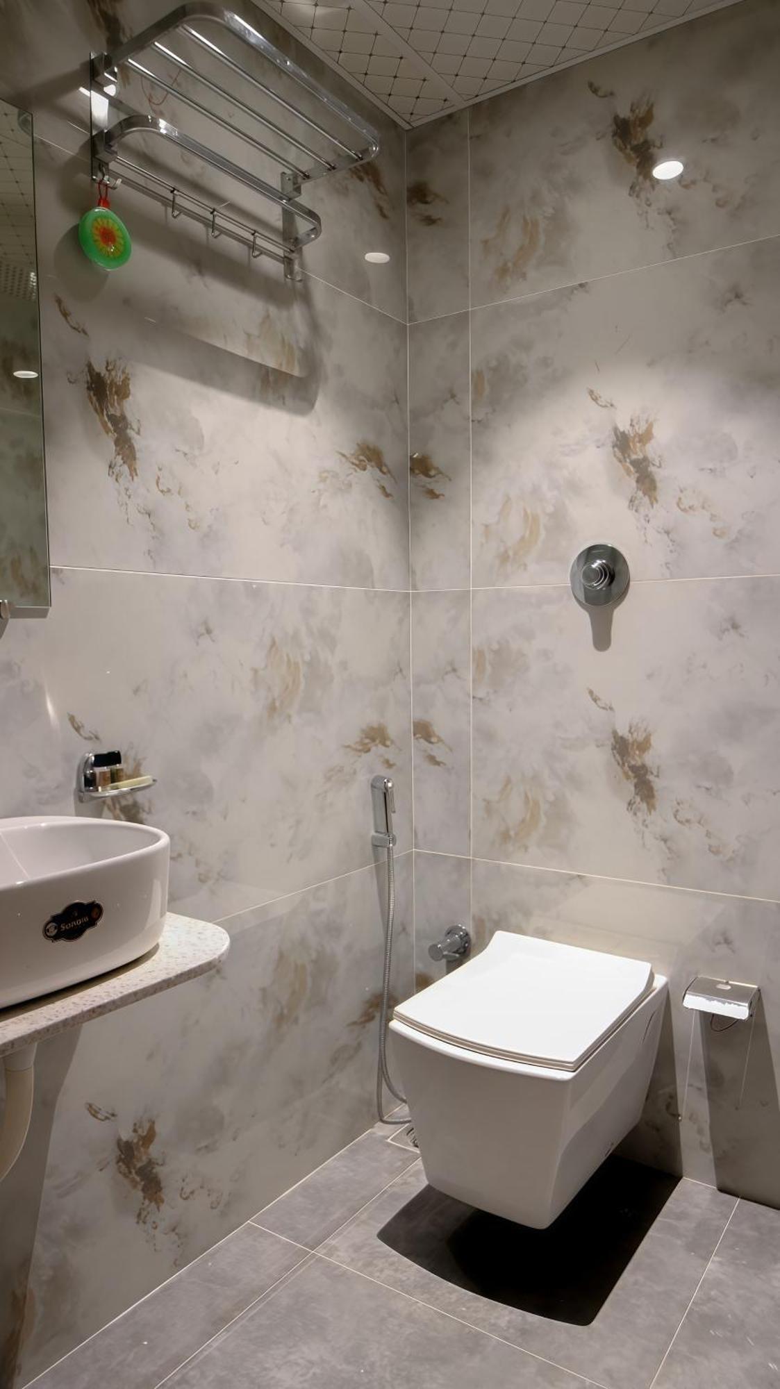 The Falcon Inn Bombaj Zewnętrze zdjęcie